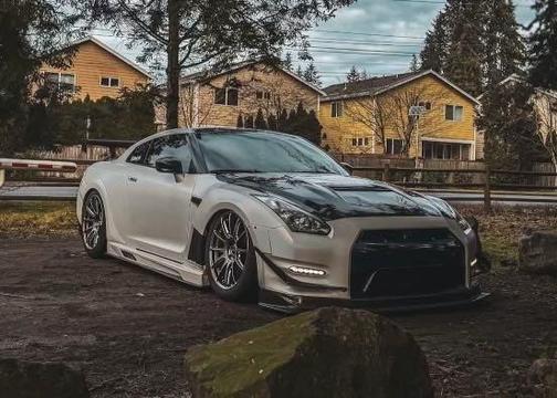 2014 Nissan GT-R Black Edition