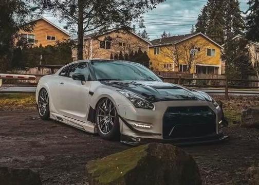 2014 Nissan GT-R Black Edition