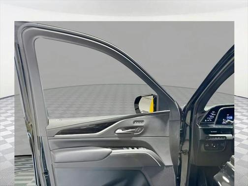 2022 Cadillac Escalade Sport