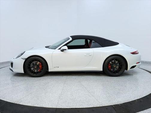 2018 Porsche 911 Carrera GTS