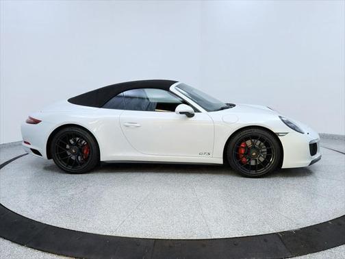 2018 Porsche 911 Carrera GTS