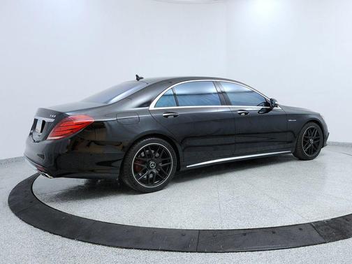 2017 Mercedes-Benz AMG S 63 4MATIC