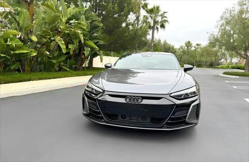 2022 Audi RS e-tron GT quattro