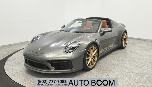 Aventurine Green Metallic 2023 Porsche 911 Targa 4S