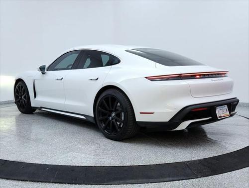 2021 Porsche Taycan Turbo