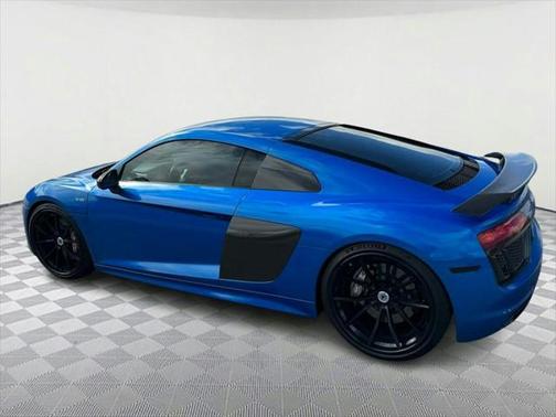 2017 Audi R8 5.2 V10 plus
