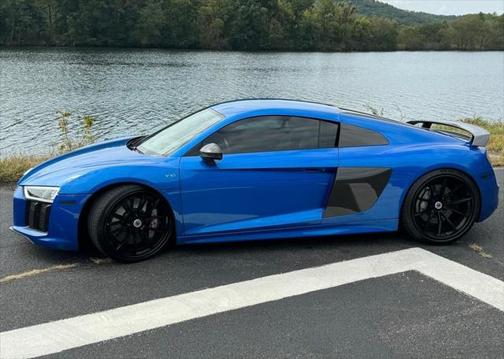 2017 Audi R8 5.2 V10 plus