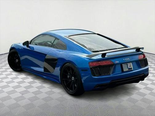 2017 Audi R8 5.2 V10 plus