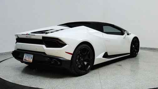 2019 Lamborghini Huracan LP580-2S