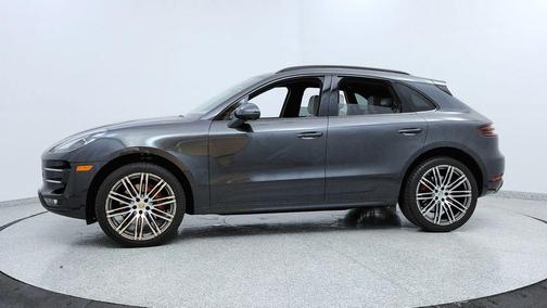2017 Porsche Macan Turbo
