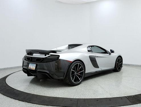 2015 McLaren 650S Base