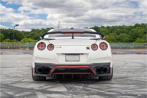 2018 Nissan GT-R Premium