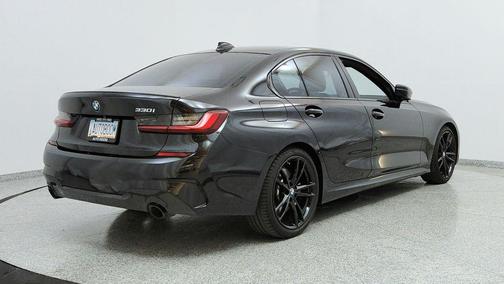 2022 BMW 330 330i