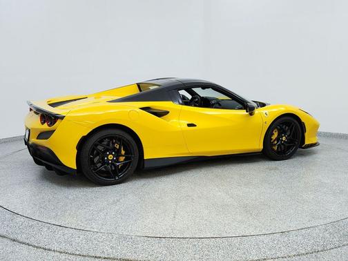 2021 Ferrari F8 Spider Base