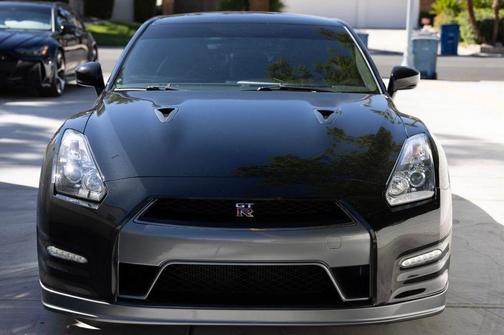 2014 Nissan GT-R Premium