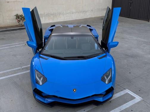 2019 Lamborghini Aventador S Base