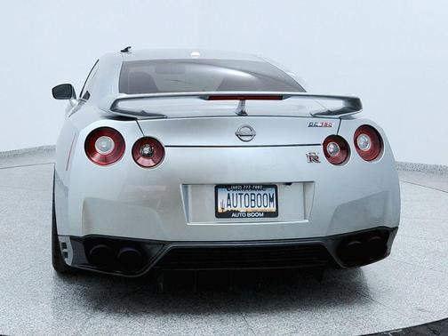 2015 Nissan GT-R Premium