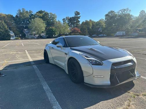 2014 Nissan GT-R Premium
