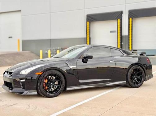 2017 Nissan GT-R Premium
