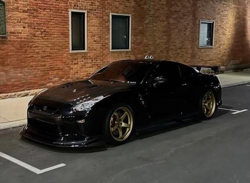 2019 Nissan GT-R Premium