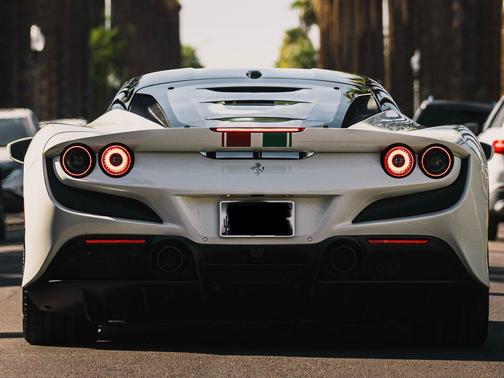 2020 Ferrari F8 Tributo Base