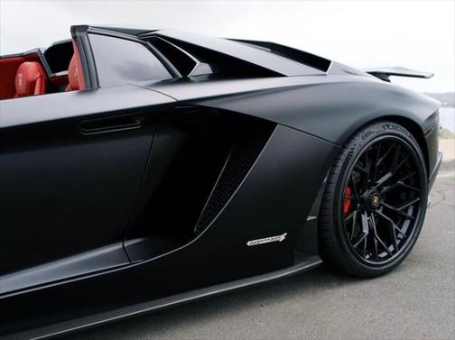 2018 Lamborghini Aventador S Base