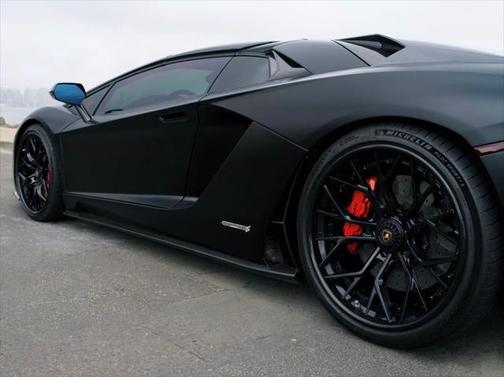 2018 Lamborghini Aventador S Base