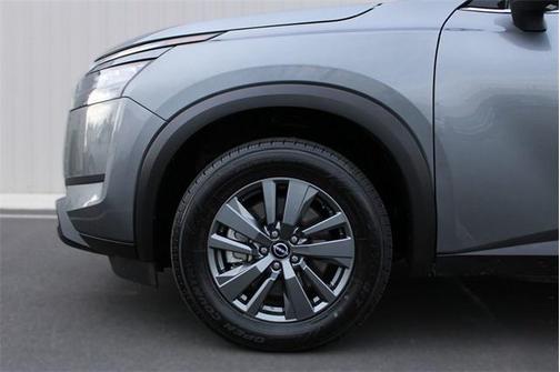 2024 Nissan Pathfinder SV 4WD