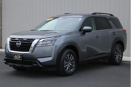 2024 Nissan Pathfinder SV 4WD