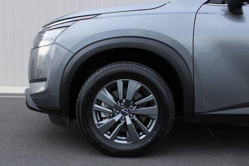 2024 Nissan Pathfinder SV 4WD