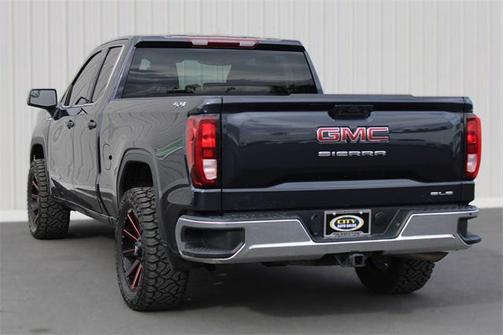 2023 GMC Sierra 1500 SLE