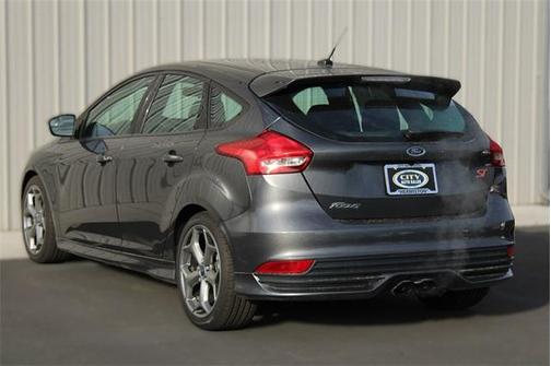 2017 Ford Focus ST