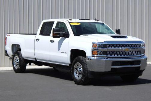 Summit White 2019 Chevrolet Silverado 3500 WT