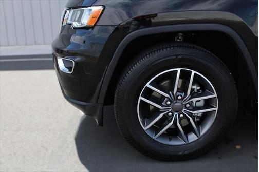 2020 Jeep Grand Cherokee Laredo