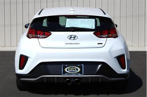 2019 Hyundai Veloster Base