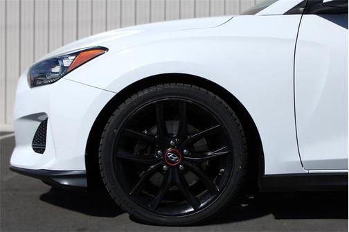 2019 Hyundai Veloster Base