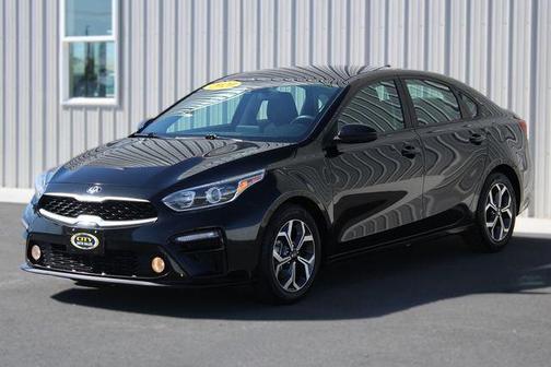 Aurora Black 2020 Kia Forte LXS