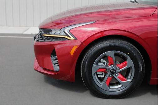 2021 Kia K5 LXS