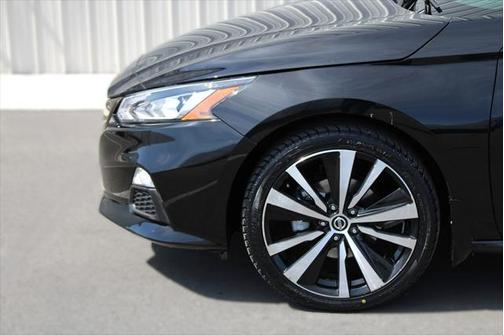 2021 Nissan Altima SR Intelligent AWD