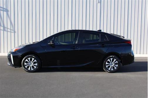 2019 Toyota Prius XLE
