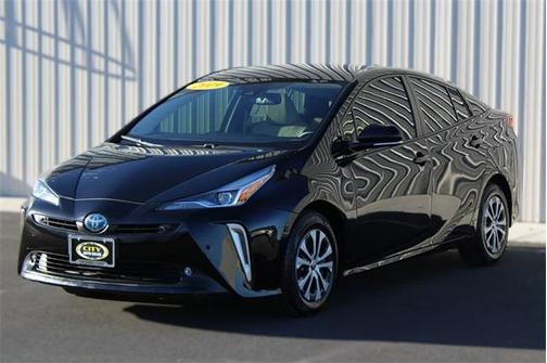 2019 Toyota Prius XLE