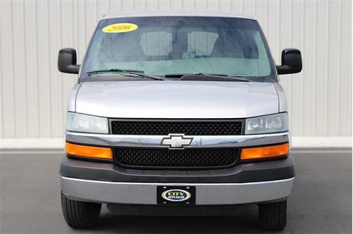 2006 Chevrolet Express 3500 Base