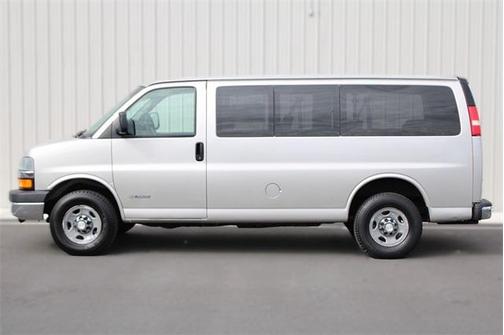 2006 Chevrolet Express 3500 Base