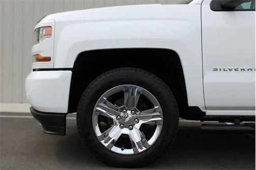 2018 Chevrolet Silverado 1500 Custom