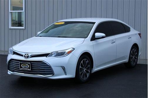 2016 Toyota Avalon XLE