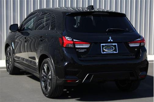 2020 Mitsubishi Outlander Sport SE