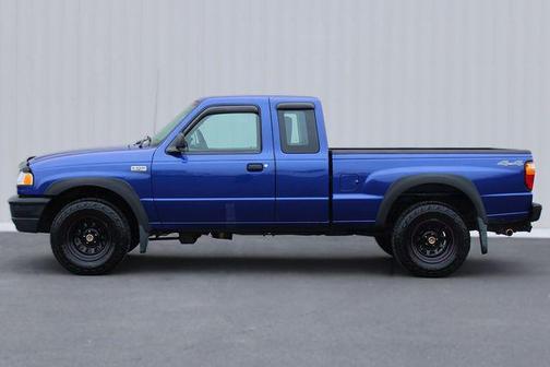 2005 Mazda B4000 SE Cab Plus