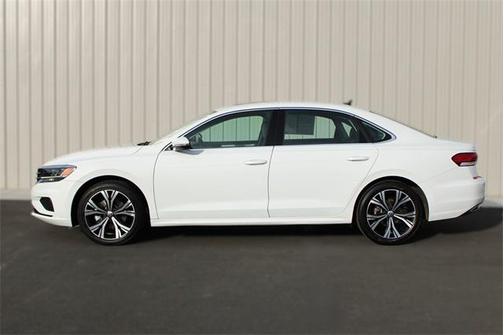 2022 Volkswagen Passat 2.0T SE