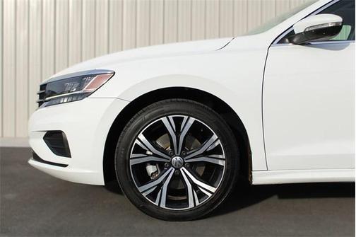 2022 Volkswagen Passat 2.0T SE