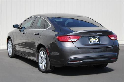 2016 Chrysler 200 S